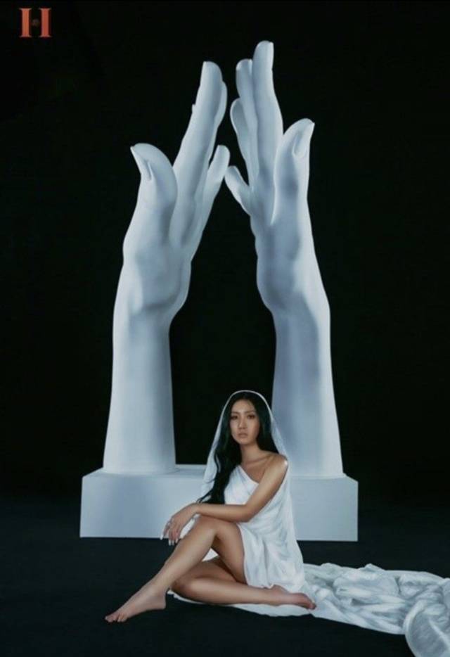 또 비욘세 참고한듯한 마마무 화사..jpg | 인스티즈