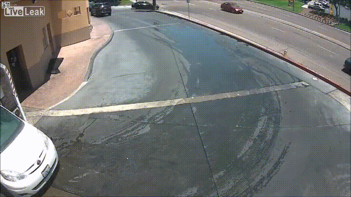 운전자는 무엇을 하려고 했을까? | 인스티즈