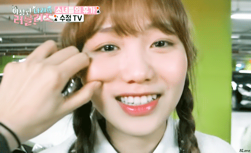 양갈래 빵떡이.gif | 인스티즈