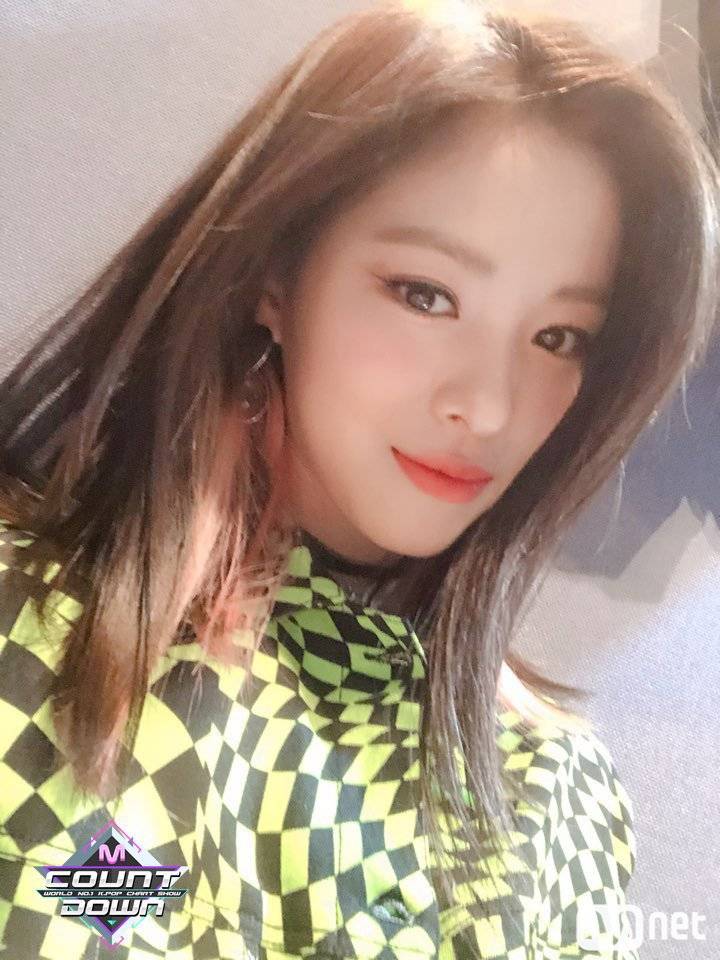 [ITZY] 엠카운트다운 대기실 셀카.jpg | 인스티즈