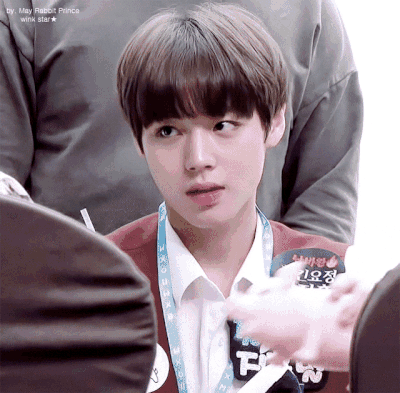 팬싸에서 팬이 넘어오지 않을 때 기다리는 다음 아이돌들은?.gif | 인스티즈