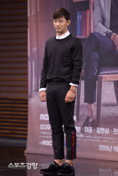 주진모, 서울대 출신 10살 연하 여의사와 열애…"알아가는 단계” | 인스티즈