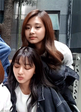 언니들과 막내가 실수했을때 온도차 | 인스티즈