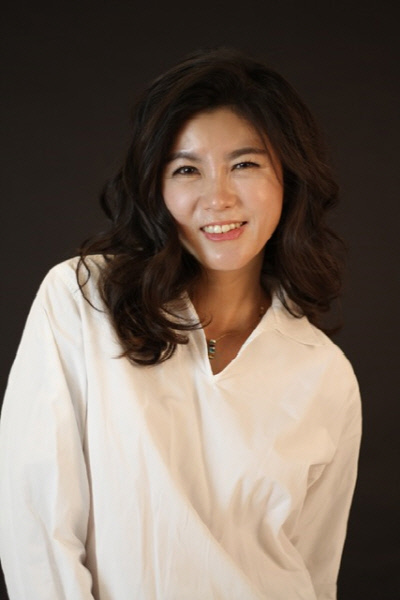'칸의 여제' 배우 이승연, 다인엔터와 전속계약…'드라마 스테이지-파고'로 만난다 | 인스티즈