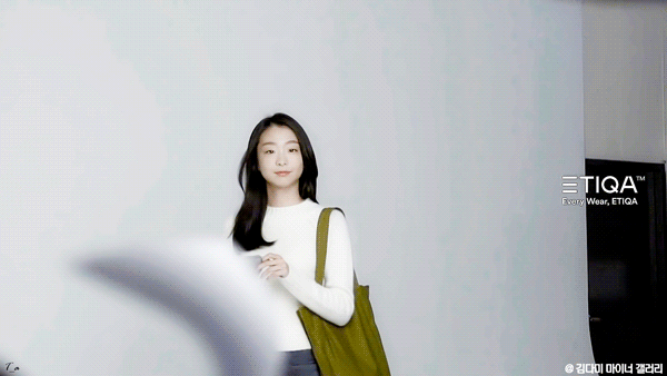 김다미 ETIQA 마스크 광고 메이킹 움짤.gif | 인스티즈