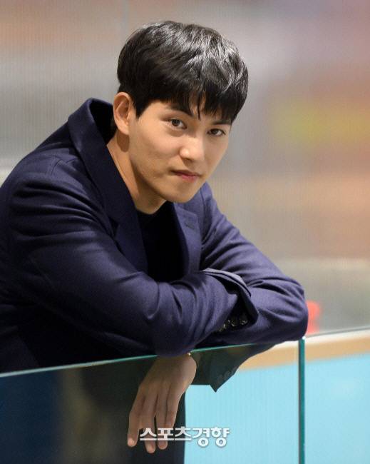 "'정준영 카톡방' 이종현, 씨엔블루서 나가라”…팬들 '퇴출 성명서' 발표 | 인스티즈