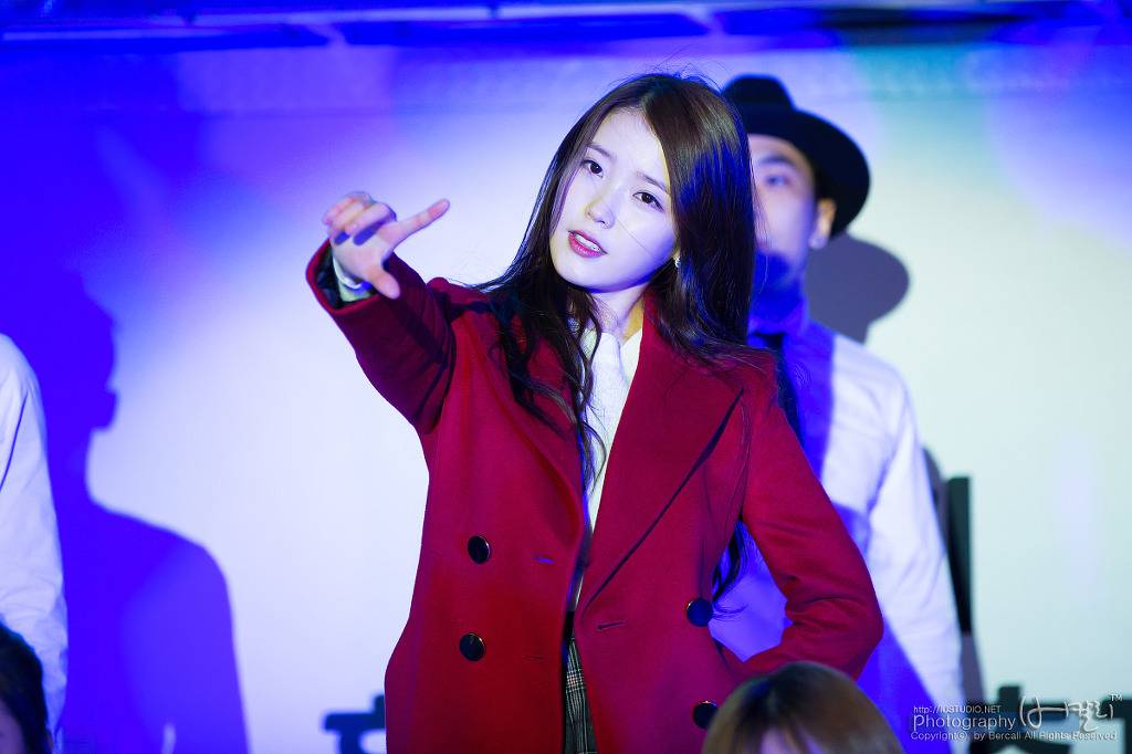 아이유 장발 vs 단발 | 인스티즈