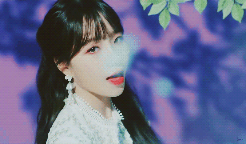 아이즈원 신곡 뮤비속 조유리(+게릴라데이트).jpgif | 인스티즈