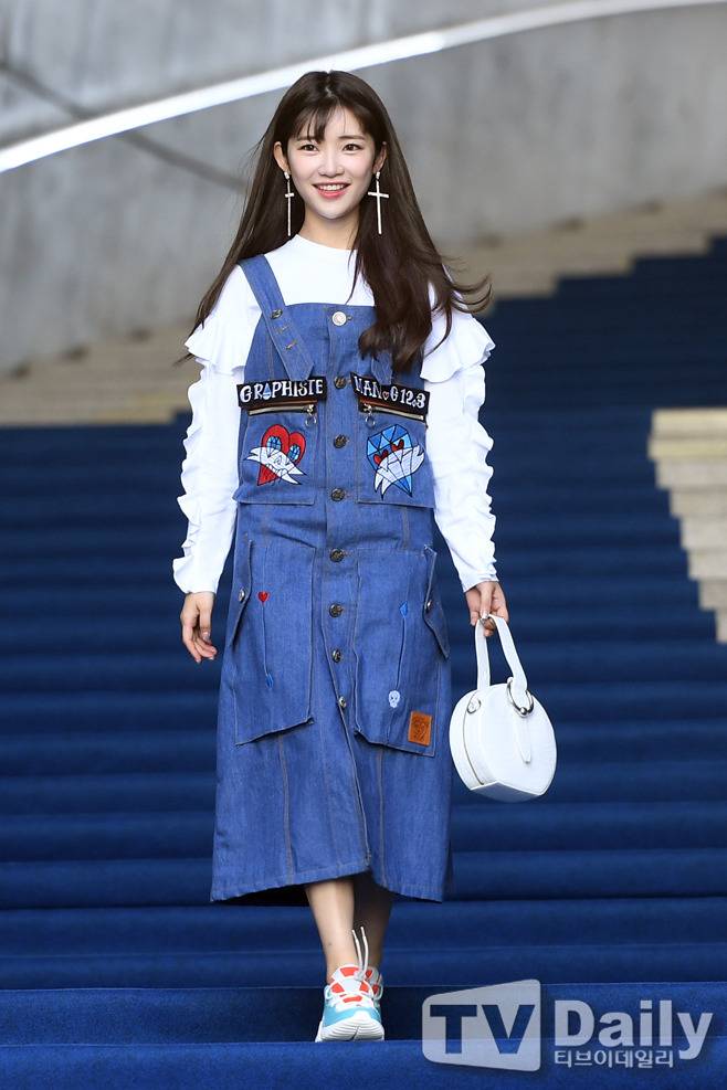 유키카 - 게임「데스티니 차일드」 일본판 노래 DAYONE DAYONE + Neon MV &amp; making | 인스티즈