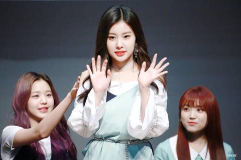 아이즈원) 일요일 아침부터 강혜원, 김민주, 장원영 | 인스티즈