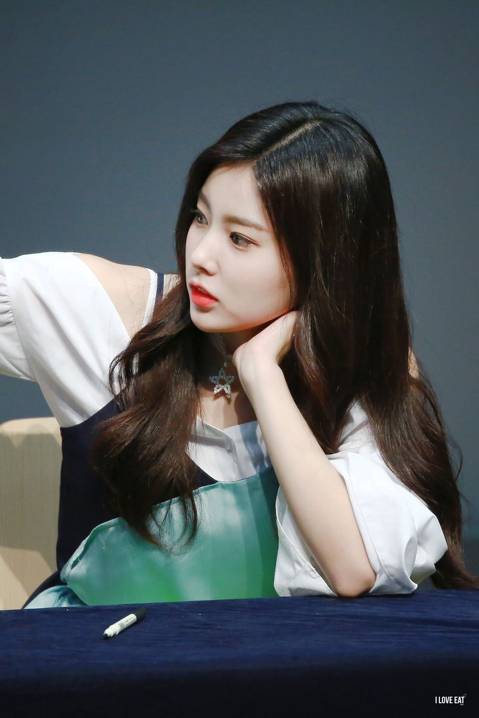 아이즈원) 일요일 아침부터 강혜원, 김민주, 장원영 | 인스티즈