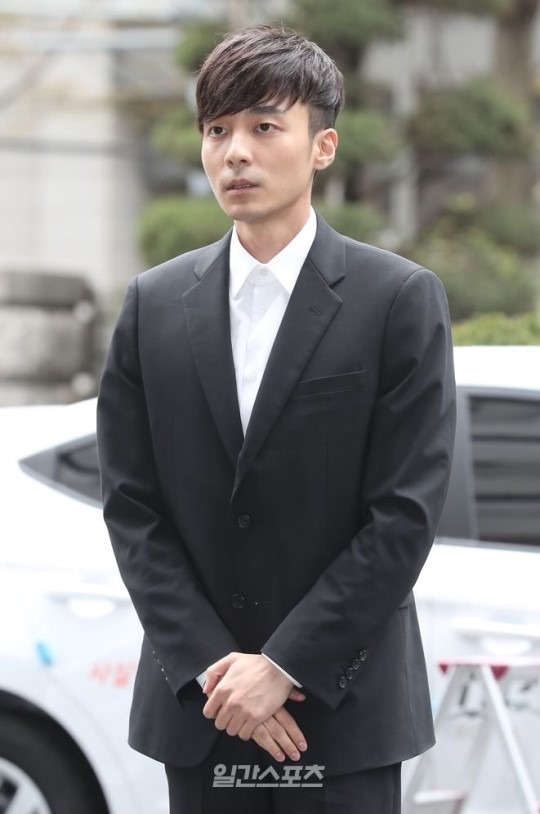 어제 살을 확 빼고 나타난 박유천과 로이킴 ㄷㄷ.jpg | 인스티즈