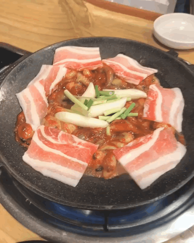 NMB48) 한국에 와서 쭈꾸미 먹는 무라세 사에 | 인스티즈