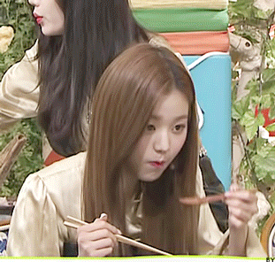 일본방송서 눈치밥 먹는 아이즈원 장원영 | 인스티즈