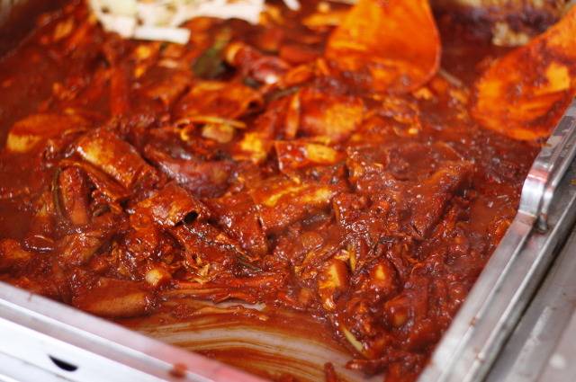 [떡볶이] 유명하지만 심하게 매워보이는 부산 매떡 | 인스티즈