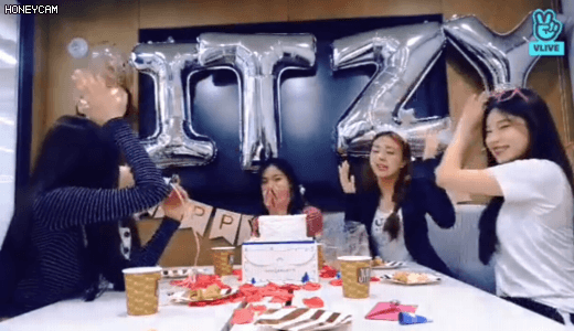 [ITZY?ITZY!] EP19. 광고 촬영에 있지! + EP20. 향기나고 있지! | 인스티즈