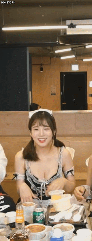 트위치 최고 눈웃음 | 인스티즈