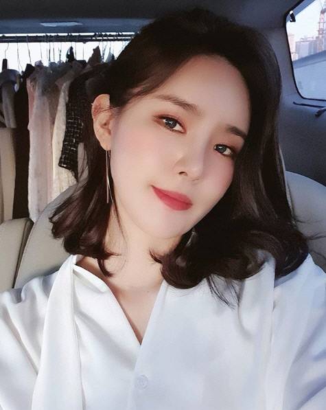 미교 前 소속사 스태프 폭로 "미교, 'YG엔터테인먼트처럼 대우해달라' 요구” | 인스티즈