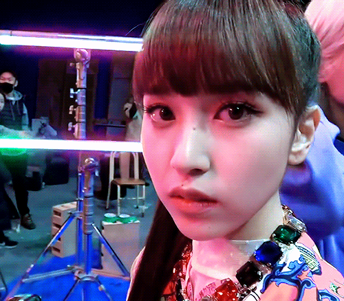 순딩이 펭귄 미나리의 파격 변신.fancy | 인스티즈