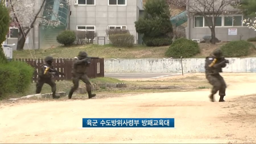 군부대 모의훈련용 모형총 근황.JPG | 인스티즈