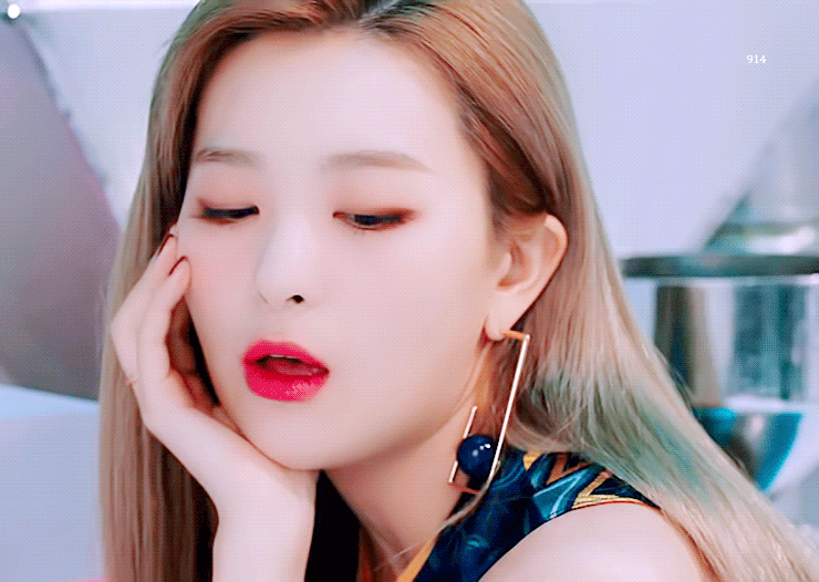 9시간만에 완성된 레드벨벳 일본 새 앨범 '컨셉 티저'.jpgif | 인스티즈