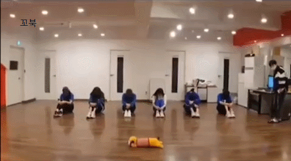 콘서트 준비중인 여자친구.gif | 인스티즈