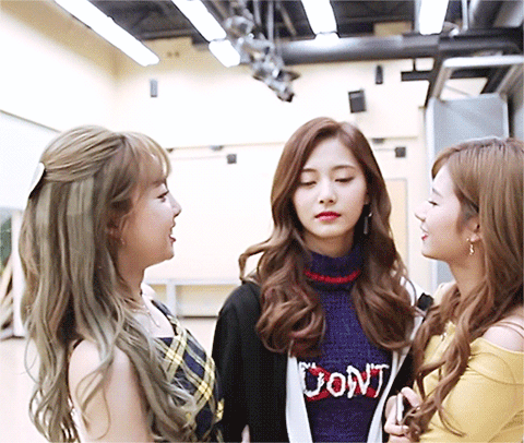 데뷔초에 비하면 엄청나게 떡상한 나연이 | 인스티즈