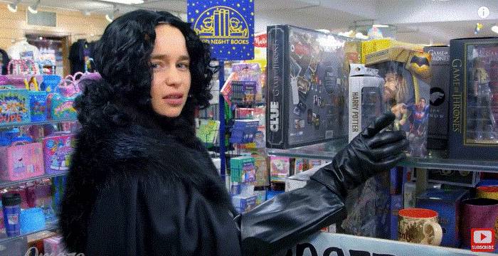 [왕좌의게임] 존 스노우로 분장하고 맨하탄 돌아댕기는 대너리스ㅋㅋㅋㅋㅋ.jpg | 인스티즈