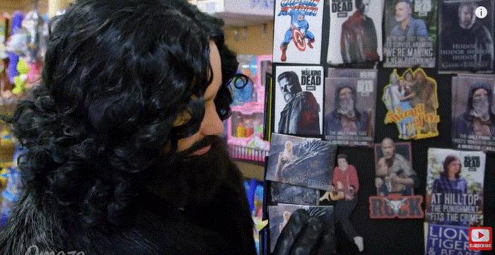 [왕좌의게임] 존 스노우로 분장하고 맨하탄 돌아댕기는 대너리스ㅋㅋㅋㅋㅋ.jpg | 인스티즈