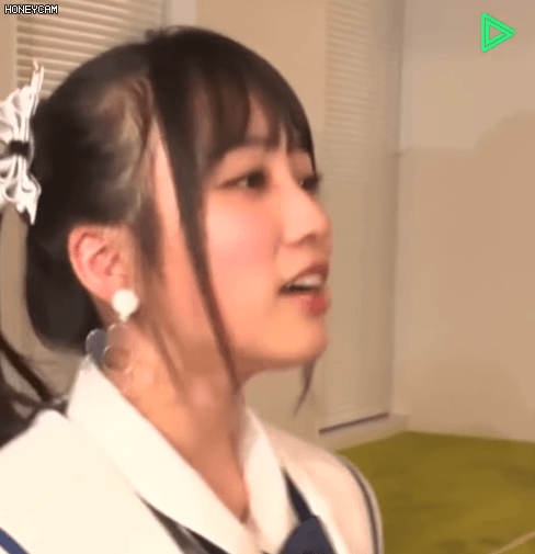 [아이즈원] 나코 미쿠 웃음참기 대결 | 인스티즈