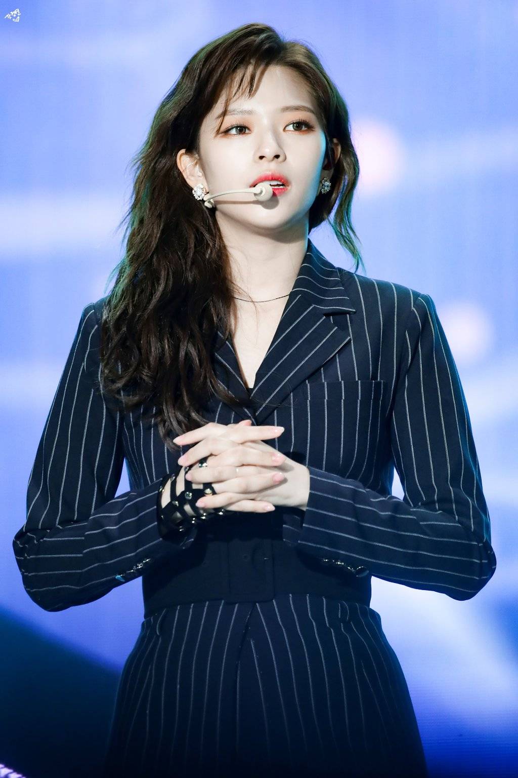 요즘 너무 이쁜 정연이 광주 슈퍼콘서트 | 인스티즈