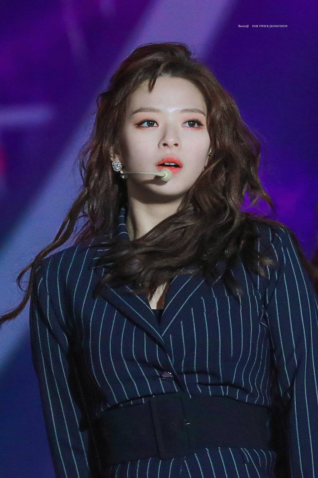 요즘 너무 이쁜 정연이 광주 슈퍼콘서트 | 인스티즈