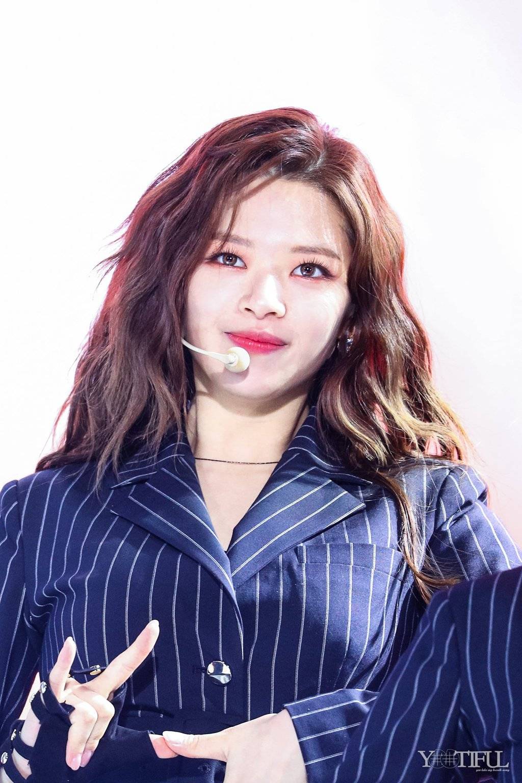 요즘 너무 이쁜 정연이 광주 슈퍼콘서트 | 인스티즈