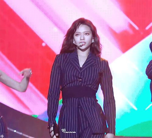 요즘 너무 이쁜 정연이 광주 슈퍼콘서트 | 인스티즈