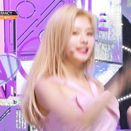 190426 오사카 구미호 사나 V 모두들 드르와아랏🤟❤️ + 190425 Fancy MCD | 인스티즈