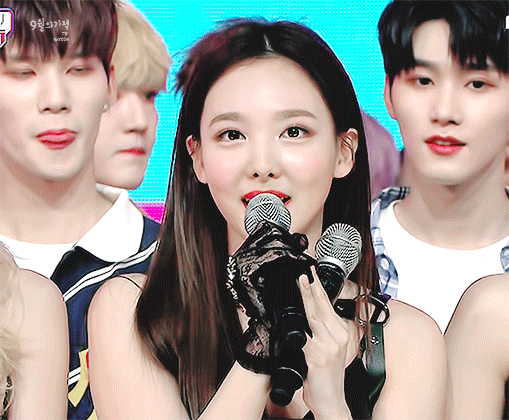 사나 못지 않게 쇼챔피언 박살낸 트와이스 나연 | 인스티즈