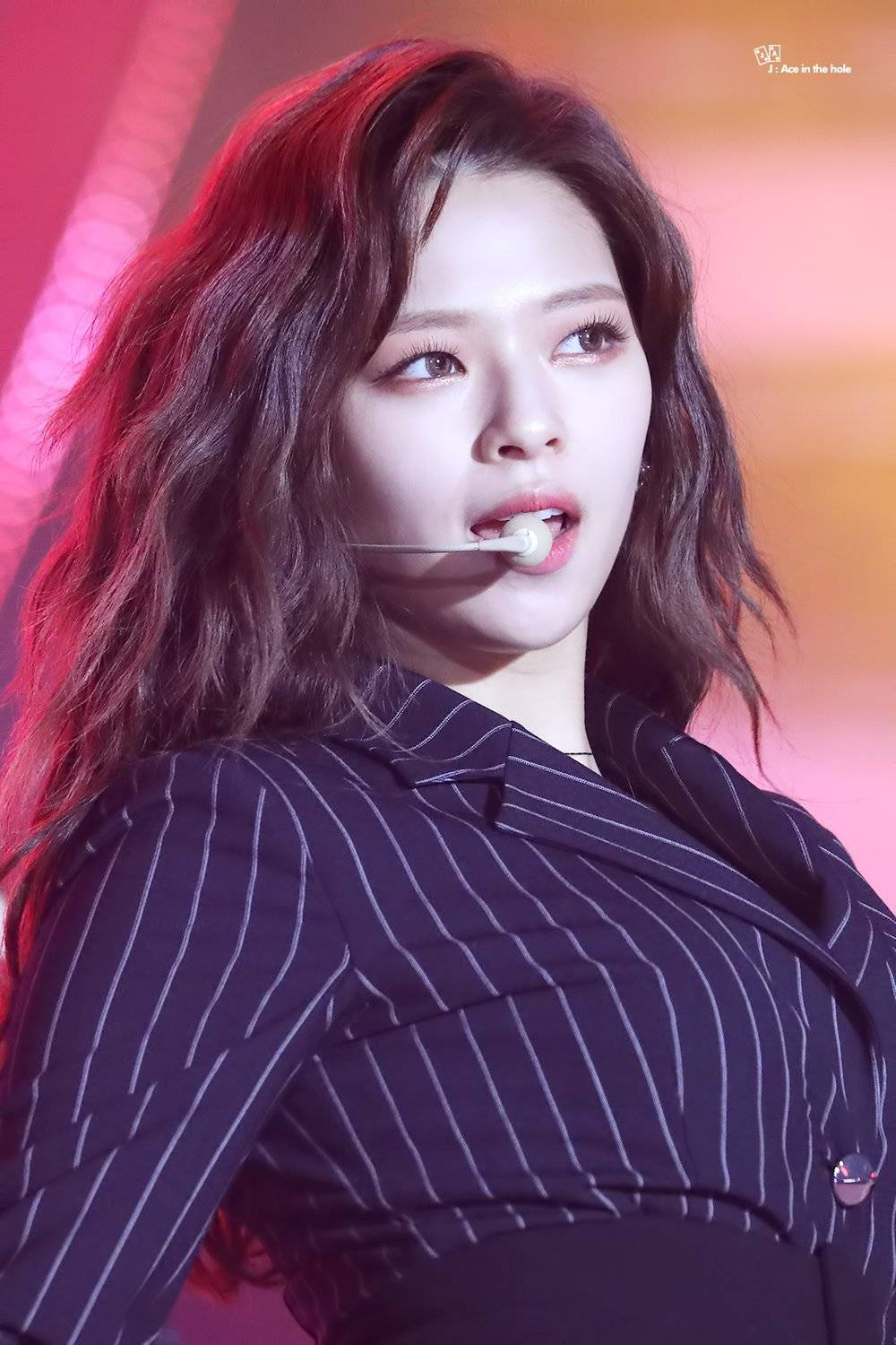 요즘 너무 이쁜 정연이 광주 슈퍼콘서트 | 인스티즈