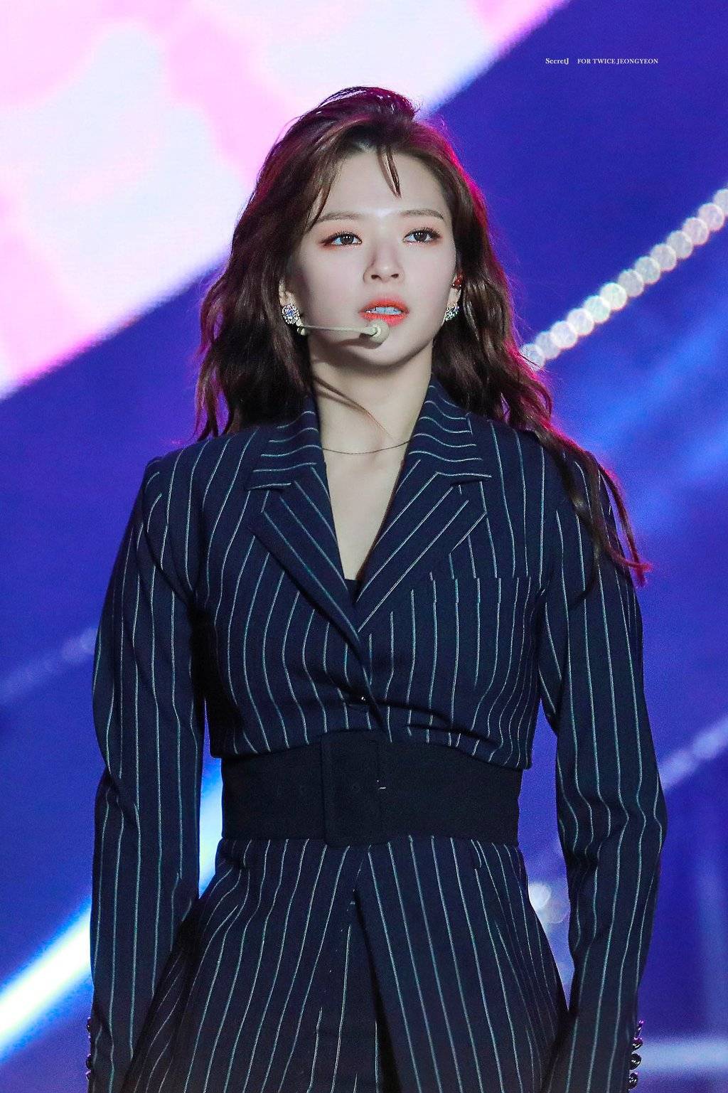 요즘 너무 이쁜 정연이 광주 슈퍼콘서트 | 인스티즈