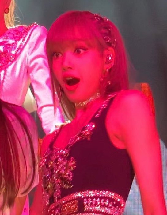 오늘 제니 돌발행동에 놀라는 블랙핑크 멤버들.jpg | 인스티즈