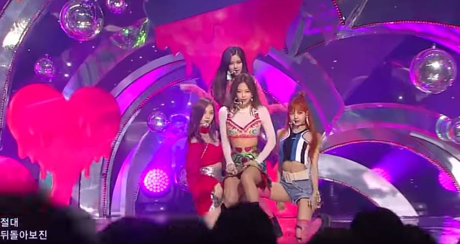 오늘 제니 돌발행동에 놀라는 블랙핑크 멤버들.jpg | 인스티즈