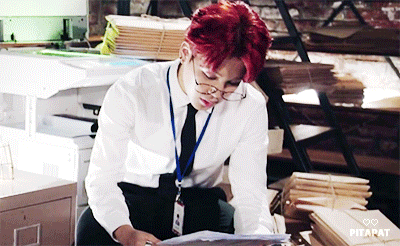 뉴스에나온 방탄 미국 로즈볼 콘서트를 보러 가고 있는 어린이 팬.gif | 인스티즈