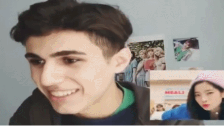 서양인들이 트와이스 LIKEY에서 보자마자 놀라는 춤.gif | 인스티즈