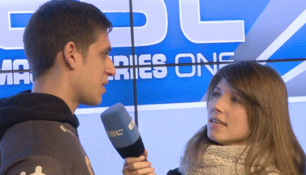 220EED335732CC430644F4