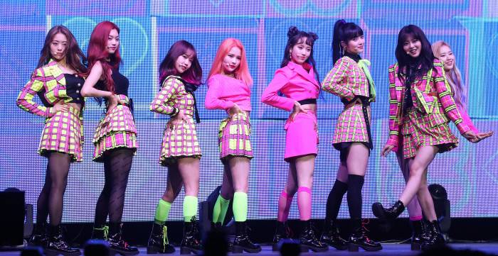 '7개월 만의 컴백+소속사 어수선' 위키미키 "꼭 팬들에게 좋은 앨범 됐으면” | 인스티즈