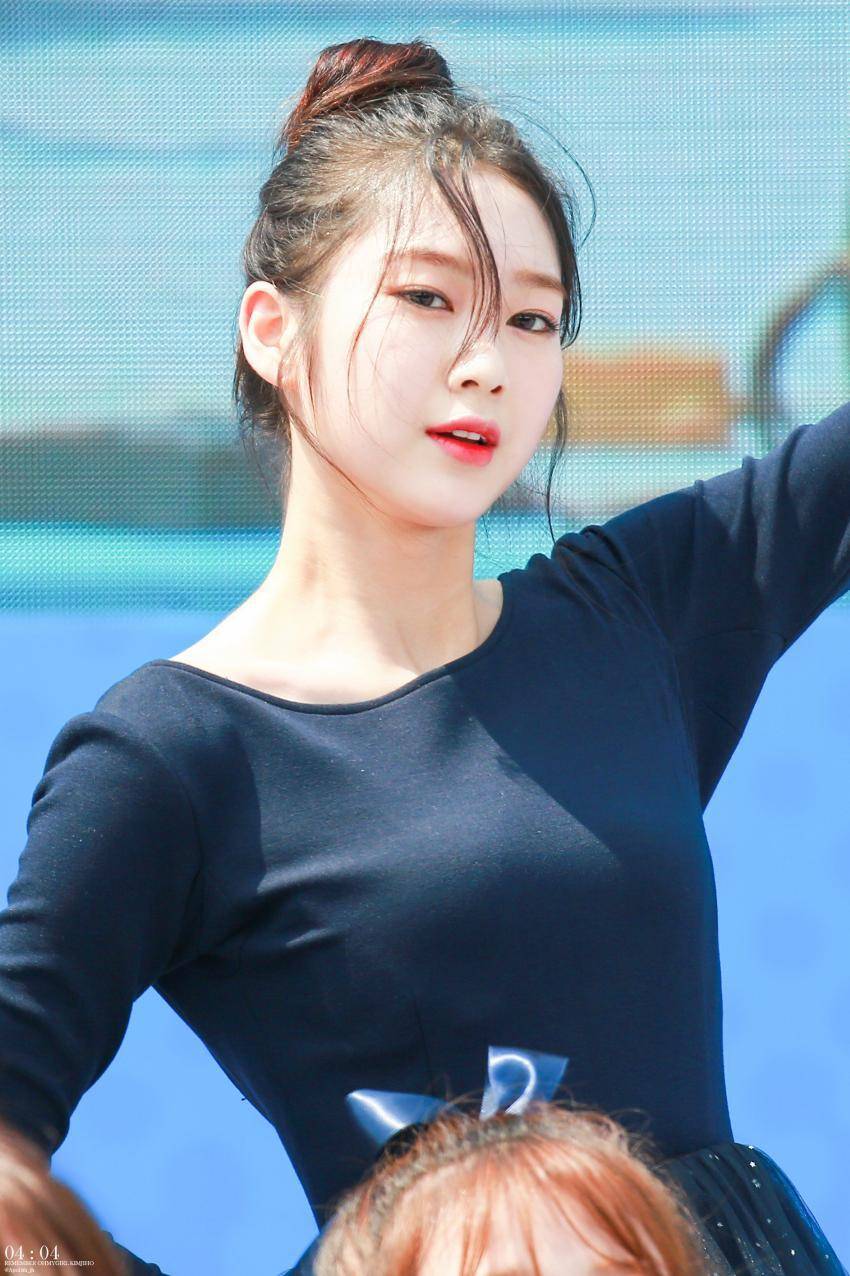 오마이걸 지호 - 다섯번째 계절 MCD 190509 | 인스티즈