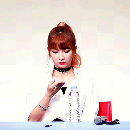 힘이 없는 걸그룹 멤버 | 인스티즈