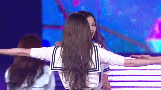 아이즈원, 원영이 오늘자 케이콘 무대 표정연기 | 인스티즈