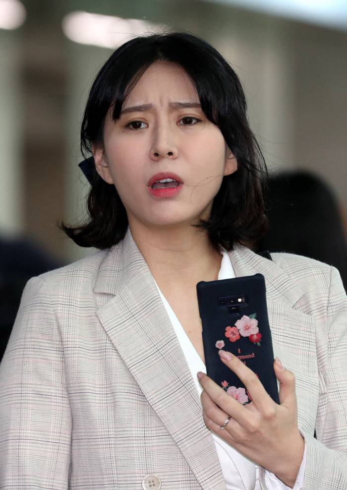 '故 장자연 사건' 리스트 규명 불가…"윤지오, 특이한 정치인 이름 착오 인정” | 인스티즈