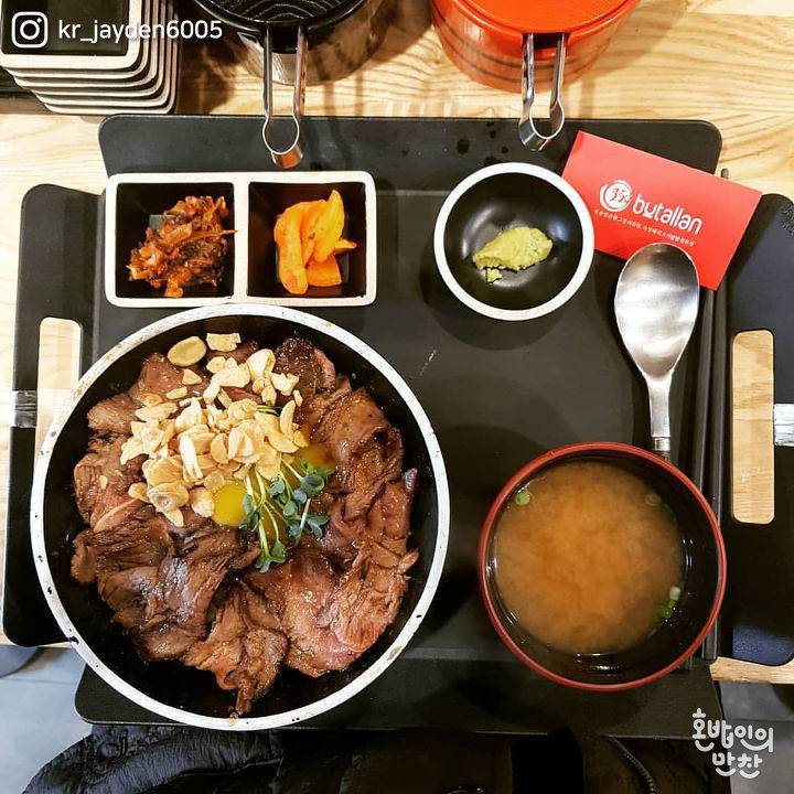 '혼밥'의 성지, 연휴도 잊은 노량진 혼밥 맛집 | 인스티즈