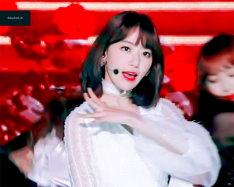 사쿠라 본인피셜 제일 예뻤던 날 | 인스티즈